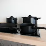 Tolstov House - 6 Zimmer Haus - große Küche - Garten - Parkplatz - 25min Messe DUS